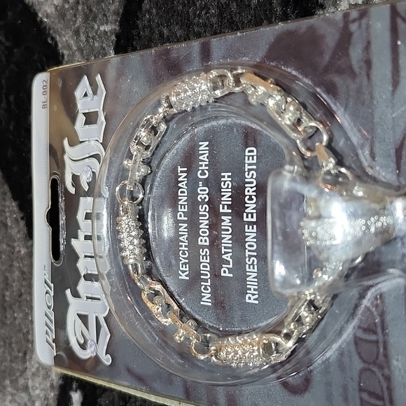 VINTAGE PILOT AUTO ICE PLATINUM FINISH RHINESTONES 30" CHAIN $ KEYCHAIN PENDANT - Picture 3 of 11